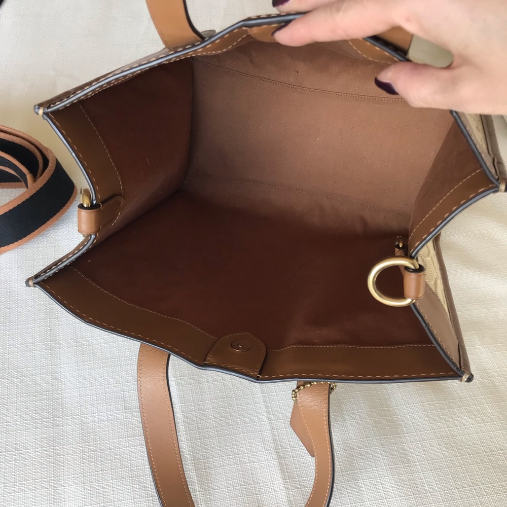 Coach Signature Canvas / Leather Field Tote Crossbody With Matching Zipper Pouch - Picture 10 of 16